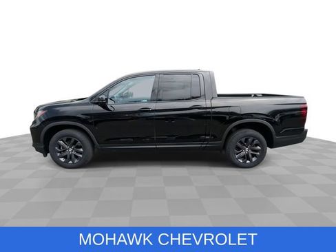 Used 2023 Honda Ridgeline Sport image 6