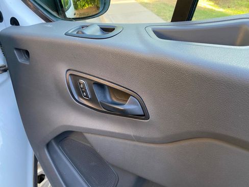 Used 2024 Ford Transit 350 XLT RWD image 33