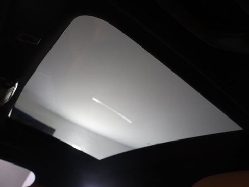 Used 2023 BMW 530i xDrive w/ Convenience Package image 23