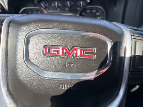 Used 2021 GMC Sierra 1500 Elevation w/ LPO, Elevation Black Package AWD/4WD image 15