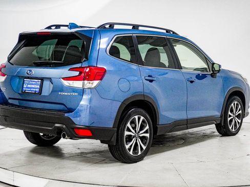 Used 2023 Subaru Forester Limited image 11