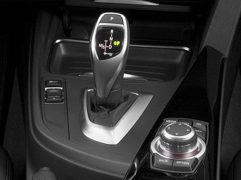 Used 2013 BMW 328i xDrive Sedan AWD/4WD image 10