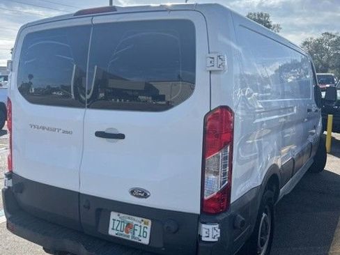 Used 2017 Ford Transit 250 148 Low Roof image 4