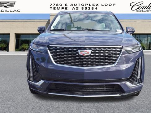 Certified 2025 Cadillac XT6 Premium Luxury FWD image 2