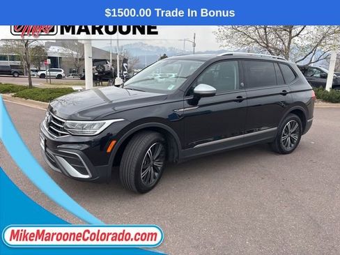 Used 2024 Volkswagen Tiguan Wolfsburg Edition w/ Panoramic Sunroof Package image 3