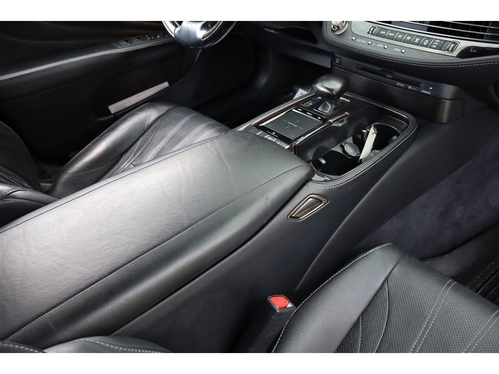Used 2018 Lexus LS 500 AWD w/ Interior Upgrade Package image 16