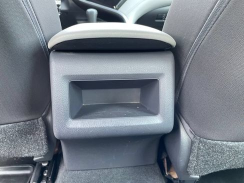 Used 2019 Toyota Camry LE FWD image 16