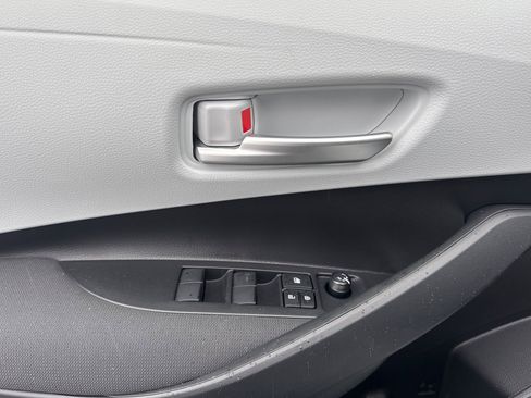 New 2026 Toyota Corolla SE image 13