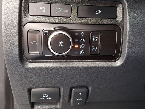 Used 2023 Ford F250 Lariat w/ Chrome Package image 26