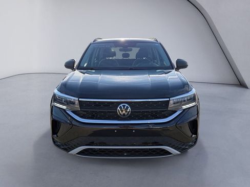 Used 2024 Volkswagen Taos S image 8