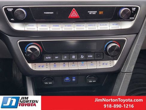 Used 2018 Hyundai Sonata Limited image 20