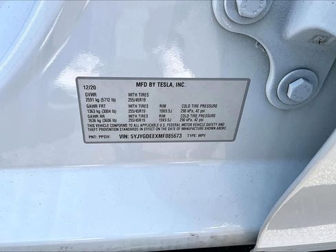 Used 2021 Tesla Model Y Long Range image 31