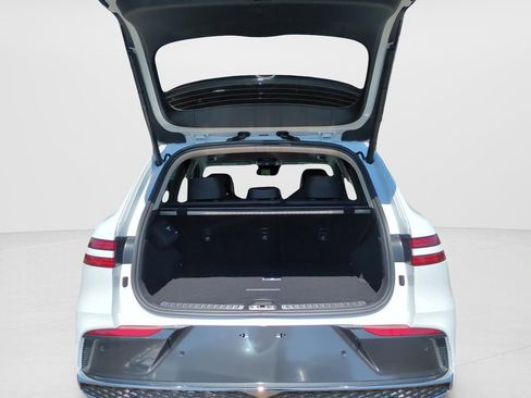 New 2026 Genesis GV70 2.5T Advanced AWD/4WD image 9