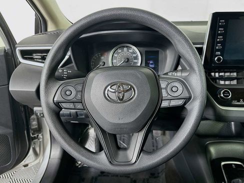 Used 2020 Toyota Corolla LE w/ Carpet Mat Package (TMS) FWD image 11