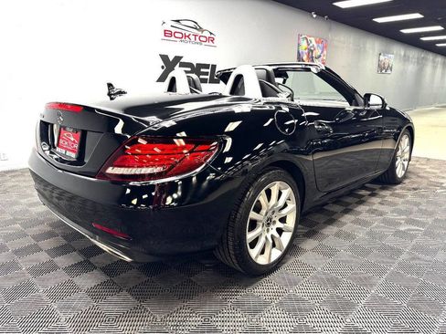 Used 2019 Mercedes-Benz SLC 300 w/ Premium Package image 22
