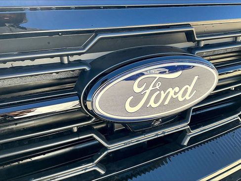 New 2025 Ford Expedition Active image 24