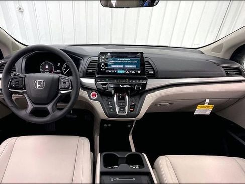New 2026 Honda Odyssey EX-L image 6