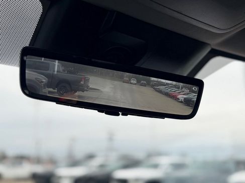 Used 2022 Toyota Tundra Limited image 19