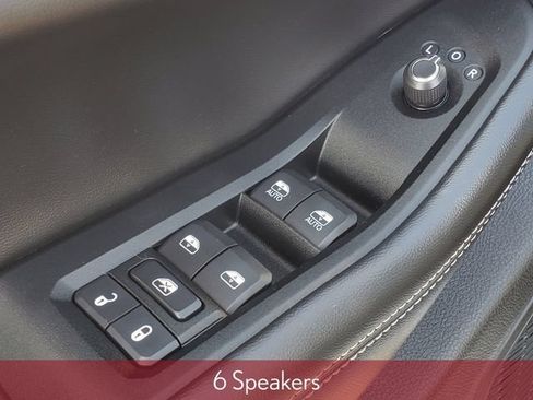 Used 2023 Jeep Grand Cherokee Limited AWD/4WD image 9