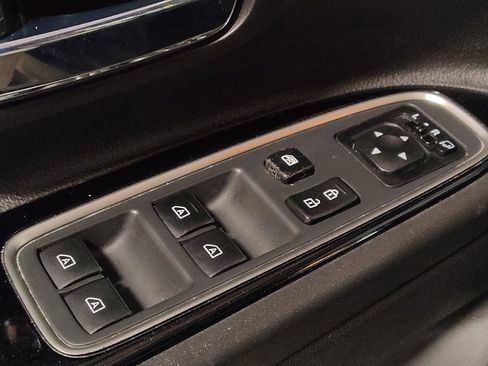 Used 2022 Mitsubishi Outlander LE image 27