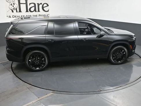 Used 2024 Chevrolet Traverse LS w/ Midnight/Sport Edition image 40