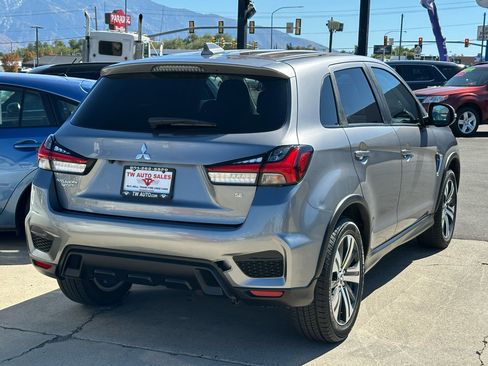 Used 2021 Mitsubishi Outlander Sport SE image 5