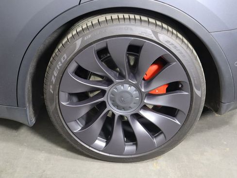 Used 2020 Tesla Model Y Performance image 44