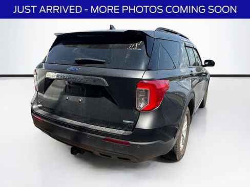 Used 2020 Ford Explorer XLT AWD/4WD image 8