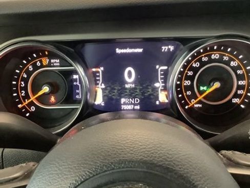 Certified 2019 Jeep Wrangler Unlimited Sport S AWD/4WD image 11