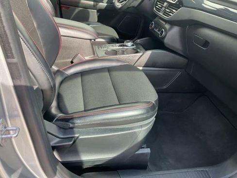 Used 2024 Ford Escape ST-Line w/ Cold Weather Package image 15