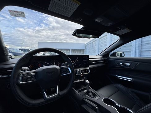 Used 2024 Ford Mustang GT Premium w/ GT Performance Package image 19