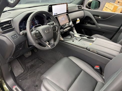 New 2026 Lexus LX 700h Luxury AWD/4WD image 9