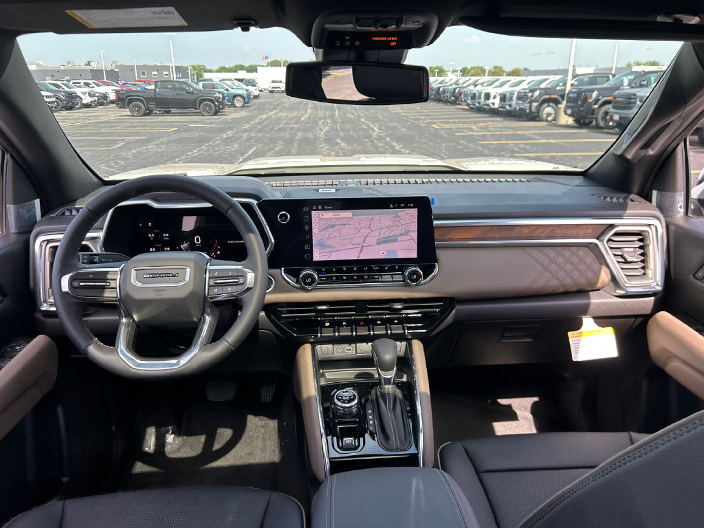 New 2026 GMC Canyon Denali AWD/4WD image 32