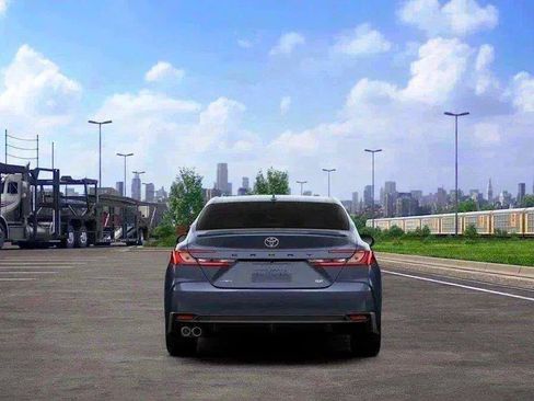New 2026 Toyota Camry SE FWD image 8