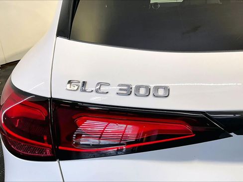Certified 2026 Mercedes-Benz GLC 300 4MATIC image 33
