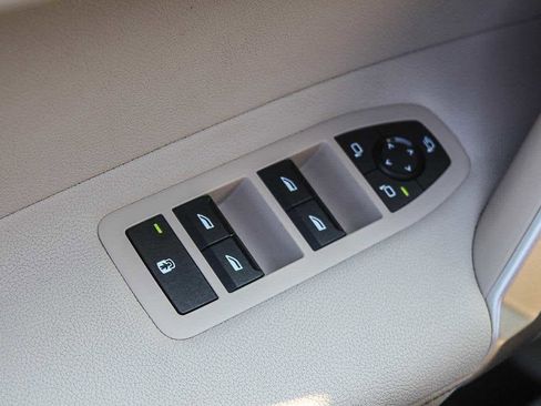 Certified 2023 BMW iX xDrive50 w/ Convenience Package image 19