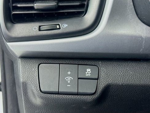 Used 2021 Kia Rio LX image 10