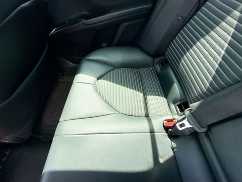 Used 2020 Toyota Camry SE image 26