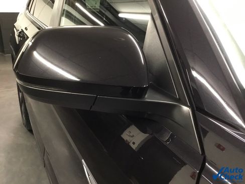 Used 2021 Volkswagen Atlas Cross Sport SE image 17