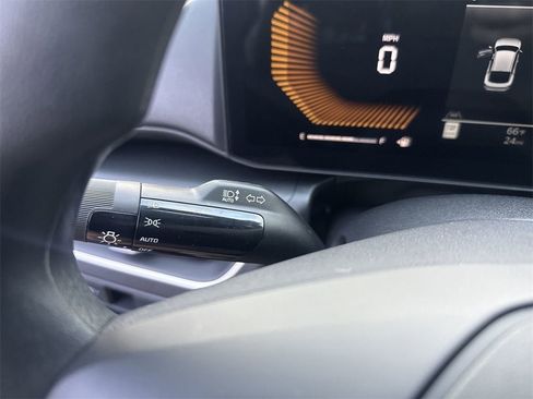 New 2025 Kia K4 LXS image 18