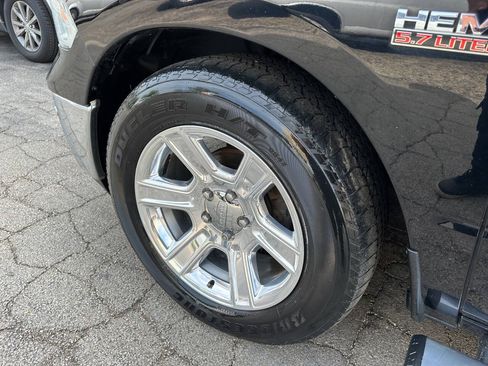 Used 2014 RAM 1500 Limited AWD/4WD image 54