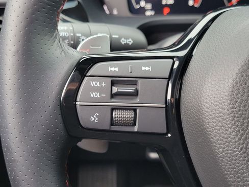 Certified 2025 Acura ADX A-Spec image 25