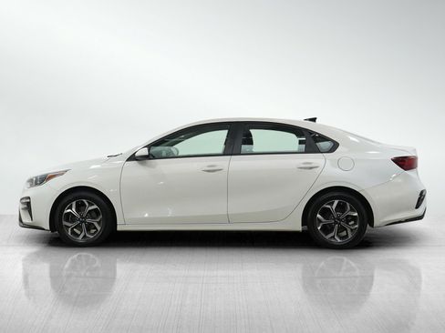 Used 2019 Kia Forte LXS FWD image 2
