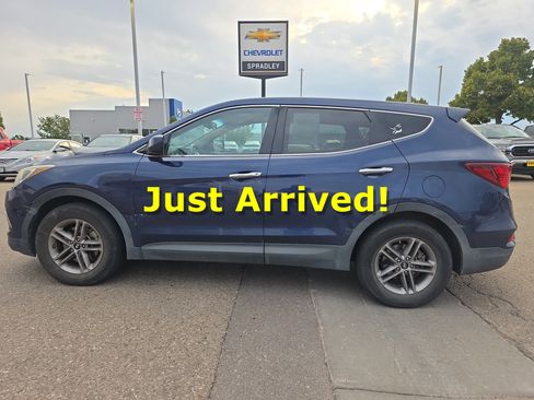 Used 2017 Hyundai Santa Fe Sport image 1