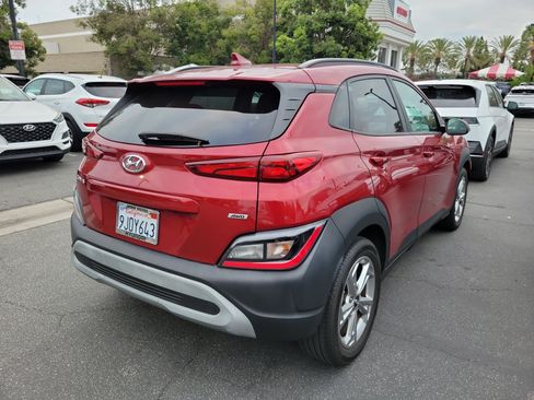 Used 2023 Hyundai Kona SEL AWD/4WD image 4