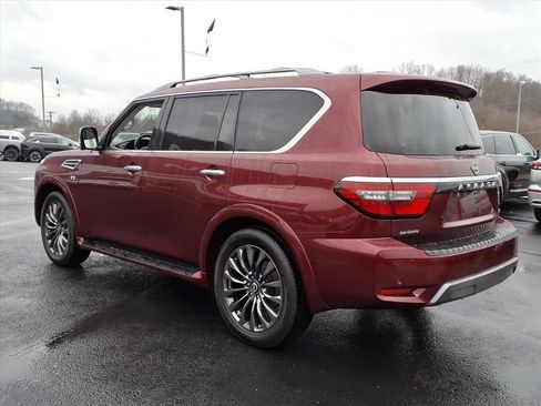 Used 2022 Nissan Armada Platinum w/ Captain's Chairs Package image 7