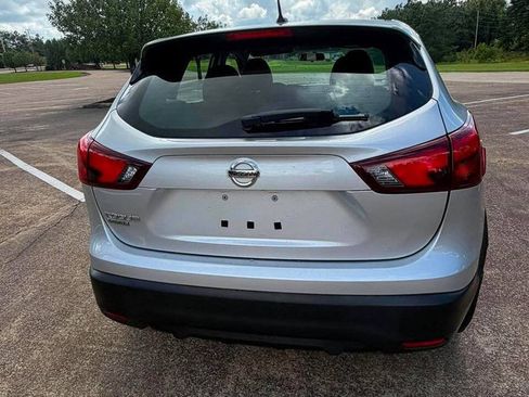 Used 2017 Nissan Rogue Sport S w/ S Appearance Package FWD image 5