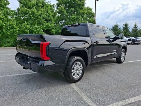 Certified 2022 Toyota Tundra SR5 w/ SR5 Convenience Package AWD/4WD image 6