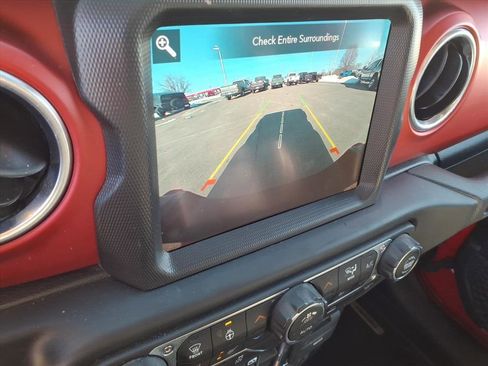 Used 2021 Jeep Gladiator Rubicon image 25