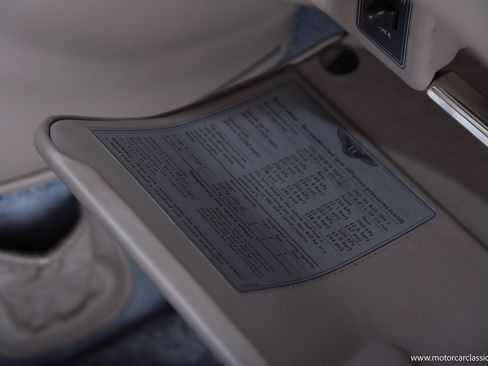 Used 2005 Bentley Arnage R image 31